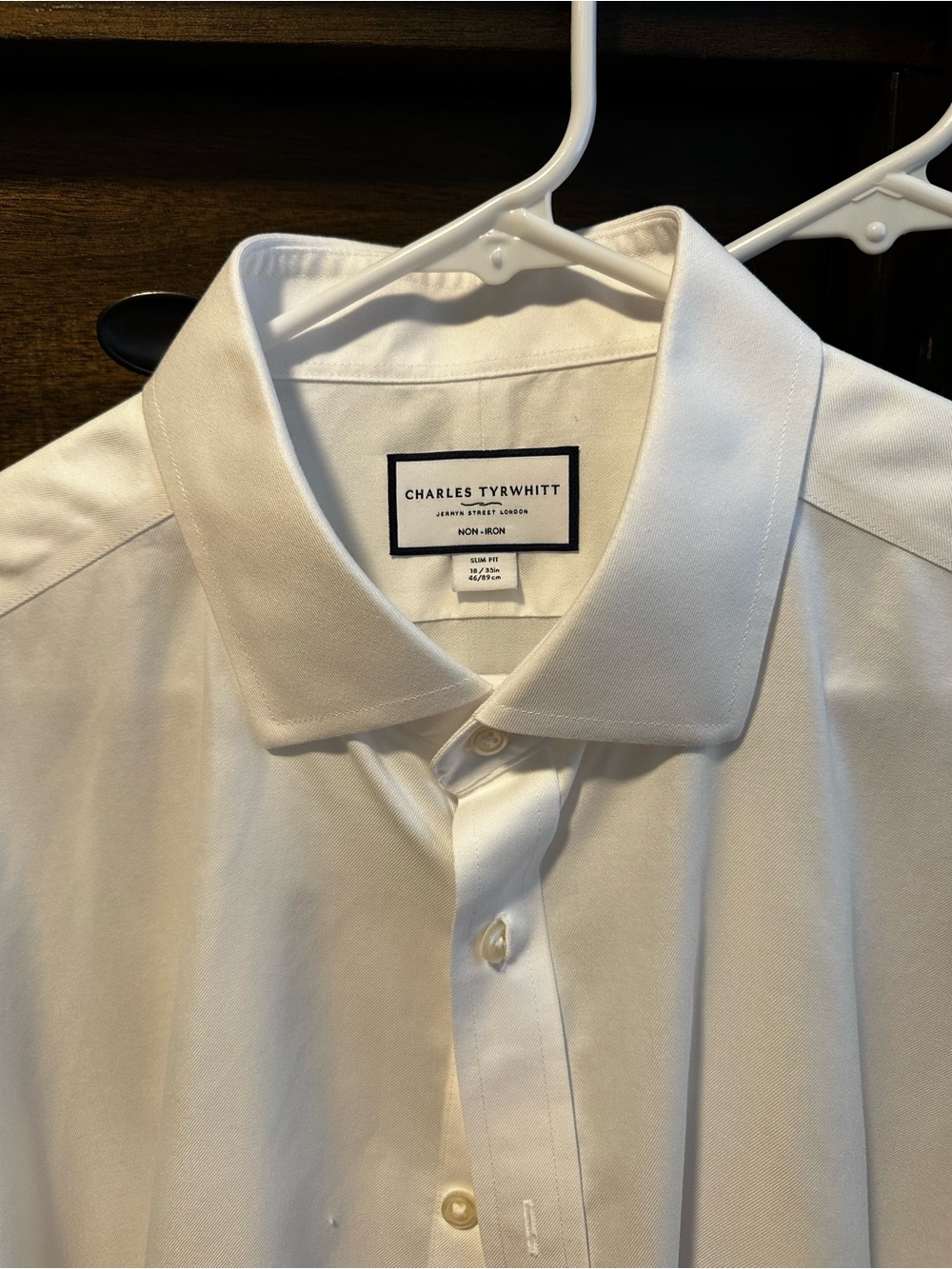 Charles Tyrwhitt White Non-Iron Spread Collar Dress Shirt 18x33.5
